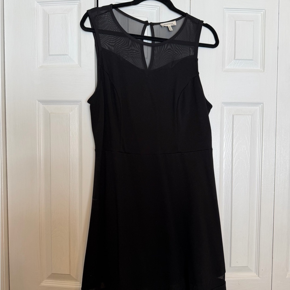 Elegant Black Sleeveless Dress